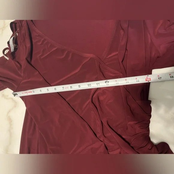 Elegant Burgundy Draped Dress - Picture 7 of 7